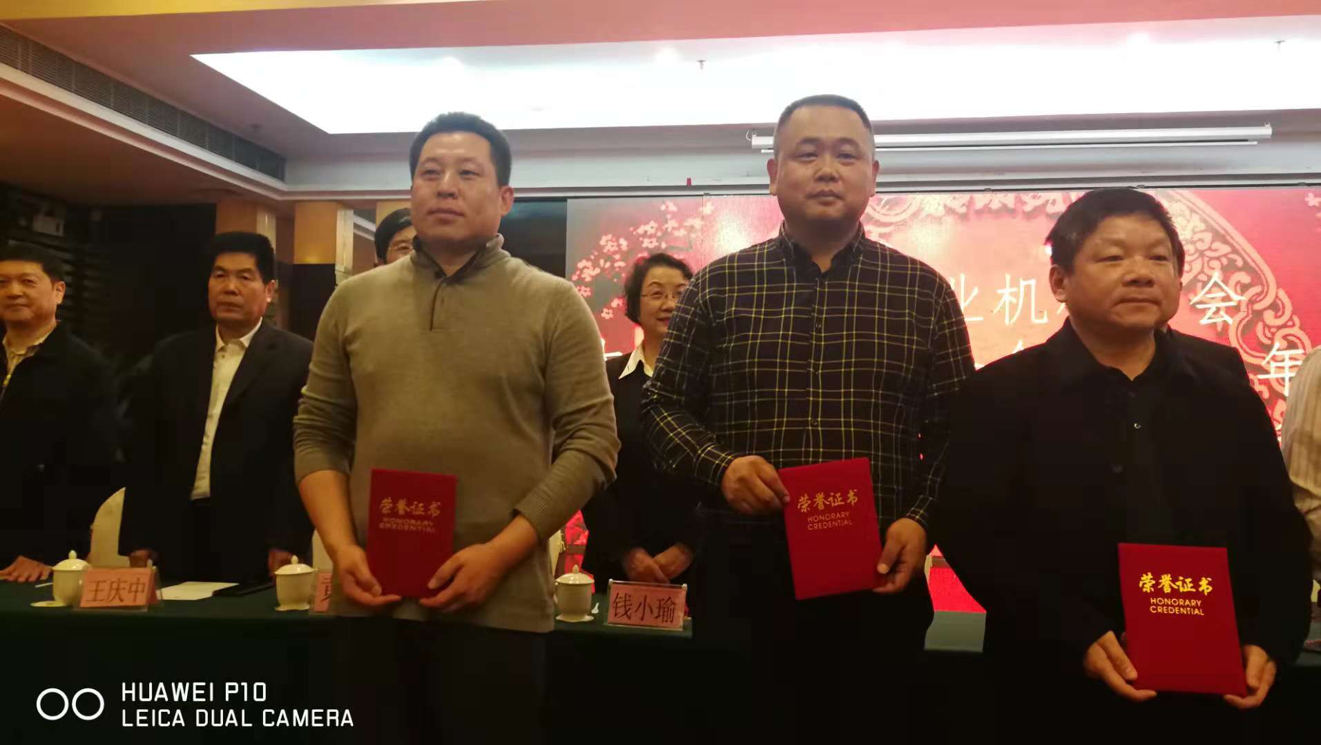 1649902667515047.jpg s1.jpg